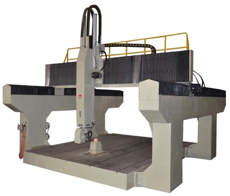 Coupant et découpant la machine de découpage en bois automatisée par routeurs en bois de commande numérique par ordinateur avec la tête simple